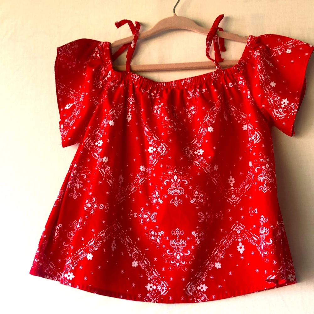 OshKosh B’gosh Red and White top